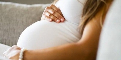 Contratto a tempo determinato e maternità: quali procedure seguire?