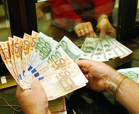 Immagine usata nell'articolo Requisiti per lavorare in banca: ecco di cosa hai bisogno